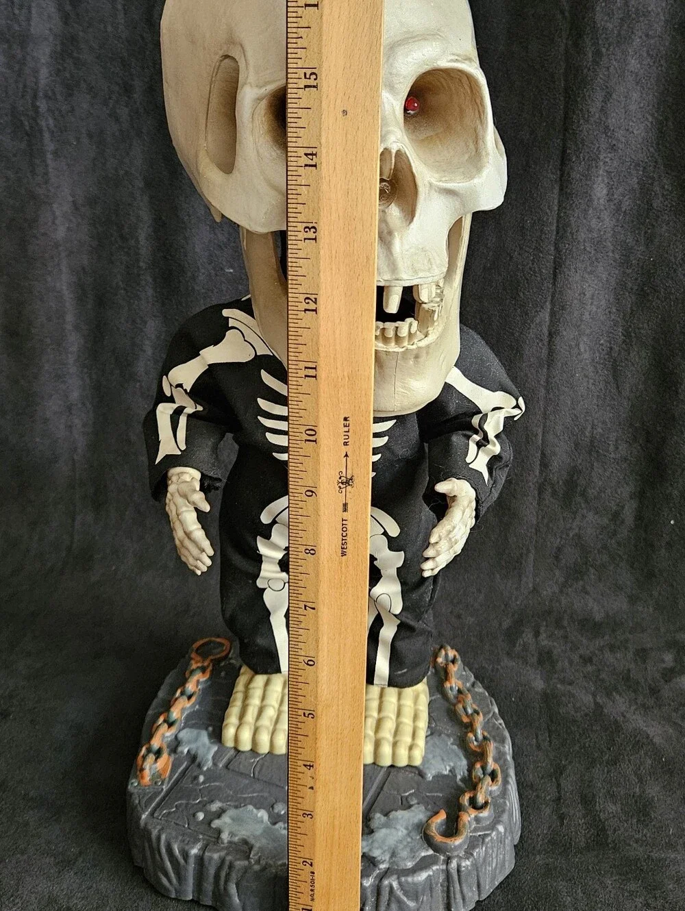 Vintage Gemmy 16
